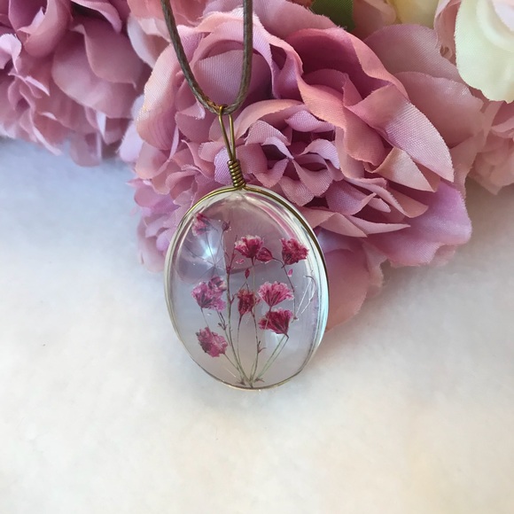 Handmade Dried Pink Flower in Dome Glass Pendant - Picture 4 of 8